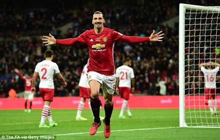 tin vui cho mu ibrahimovic muon gan bo them mua nua