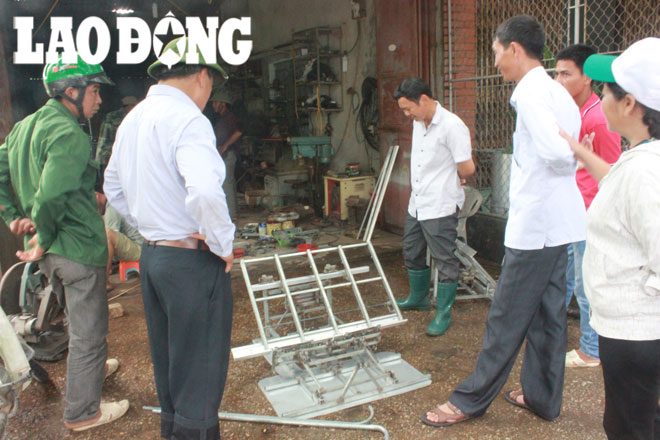 Liếc xem nước ngoài để có sáng tạo : nông dân Đại Việt chế máy cấy