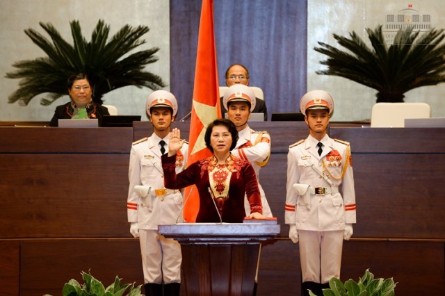 Chủ tịch Quốc hội Nguyễn Thị Kim Ngân tuyên thệ (Ảnh: Q.H) 