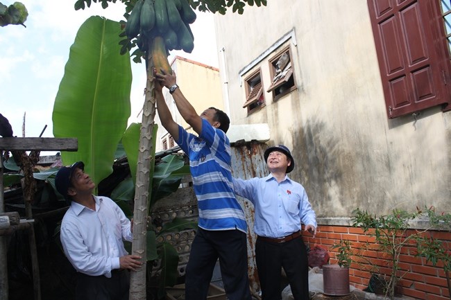 Tổng LĐLĐ Việt Nam:  Thăm, tặng quà quân, dân huyện đảo Trường Sa